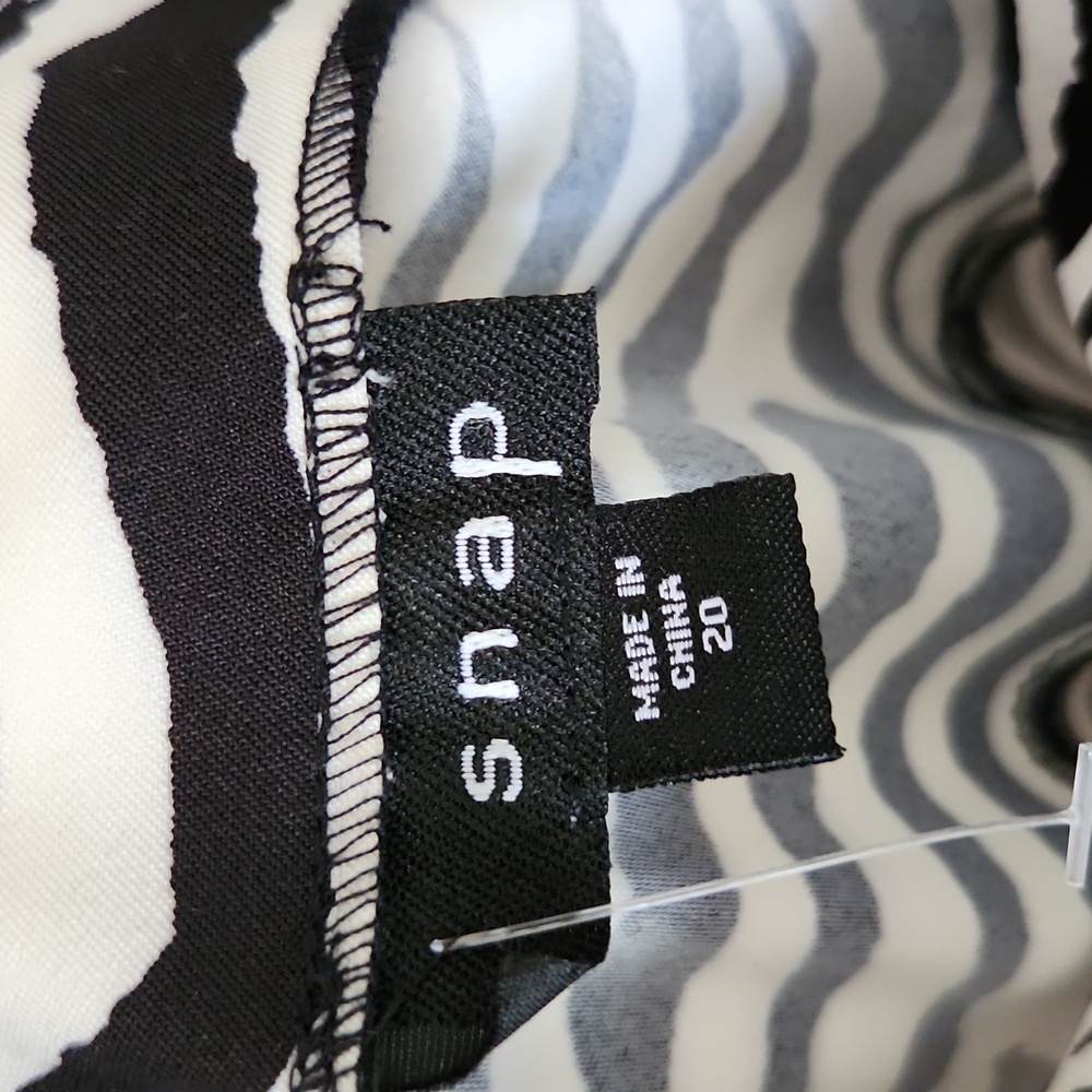 NWT Zebra Print One Shoulder Dress - Picture 4 of 17